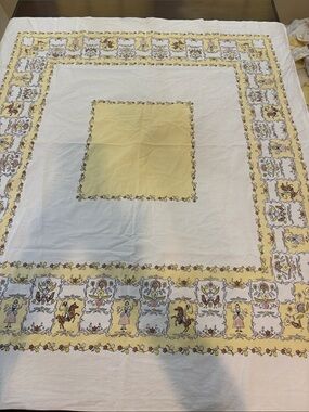 Vintage Yellow and White Printed Tablecloth - Decorative Home Dining Linen